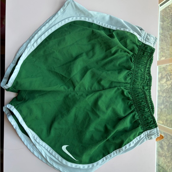 Nike Green and Navy Women's Athletic Shorts bundle - Picture 3 of 5